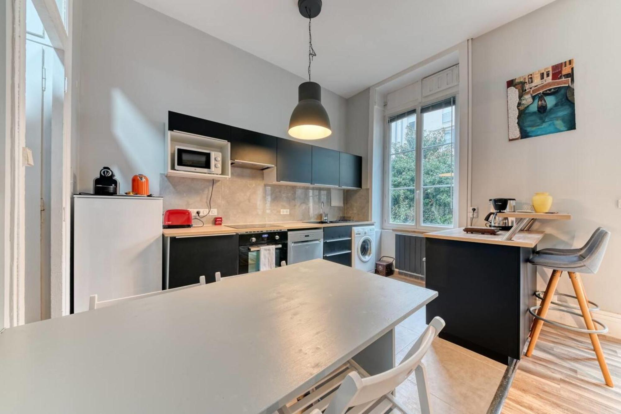 Le Garden City - Bel Appartement Avec Jardin Prive Villeurbanne Dış mekan fotoğraf